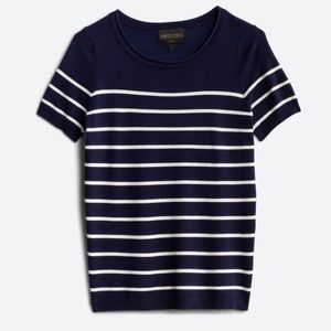 Absolutely Stitch Fix navy and white fitted short sleeve pullover in size L